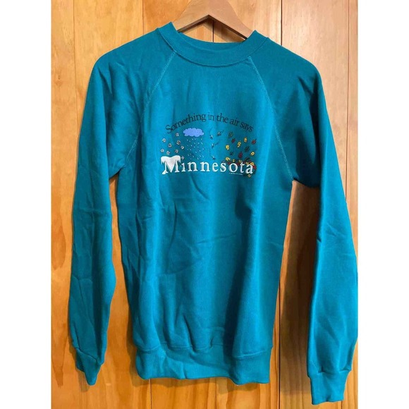 Hanes Tops - Size Medium Hanes Green Women's Sweater & Sweatshirt